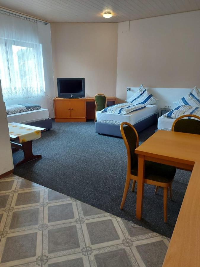 Hotel -Pension-Weller Mühlheim Zewnętrze zdjęcie